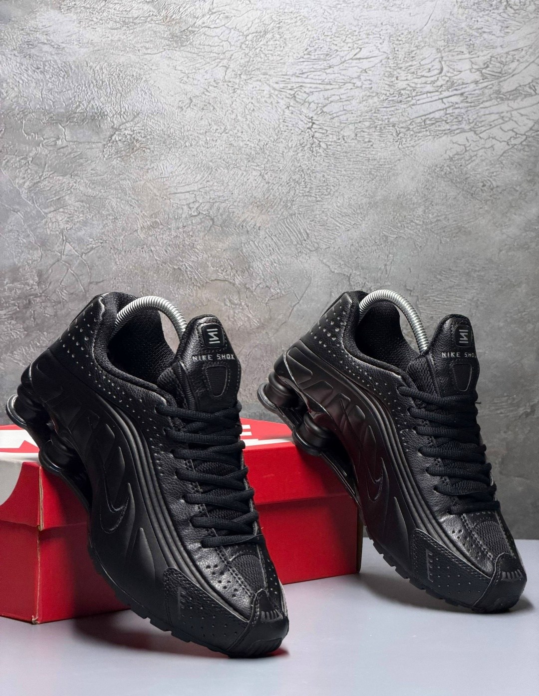 nike shox r4 triple black,кроссовки nike shox,мужские кроссовки nike,nike shox,nike shox r 4
