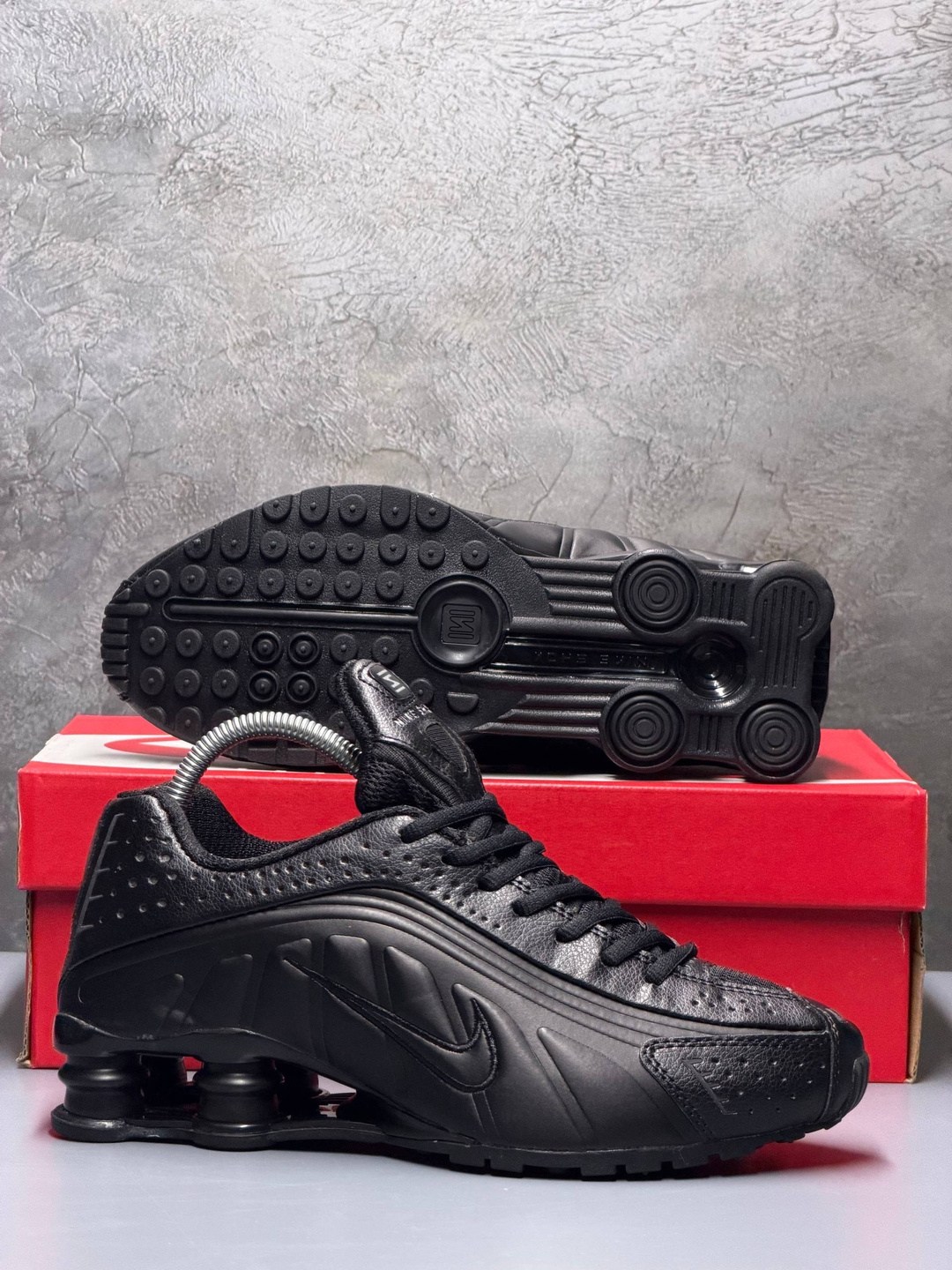 nike shox r4 triple black,кроссовки nike shox,мужские кроссовки nike,nike shox,nike shox r 4