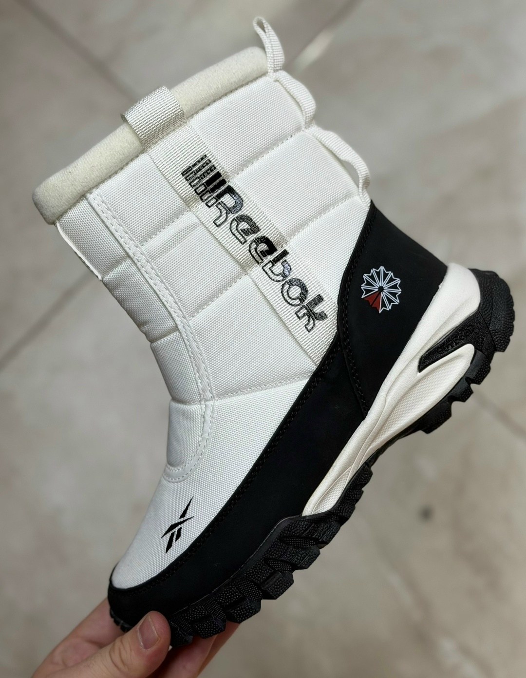 ,дутики adidas,дутики adidas зимние непромокаемые,дутики зимние на меху adidas terrex,дутики женские
