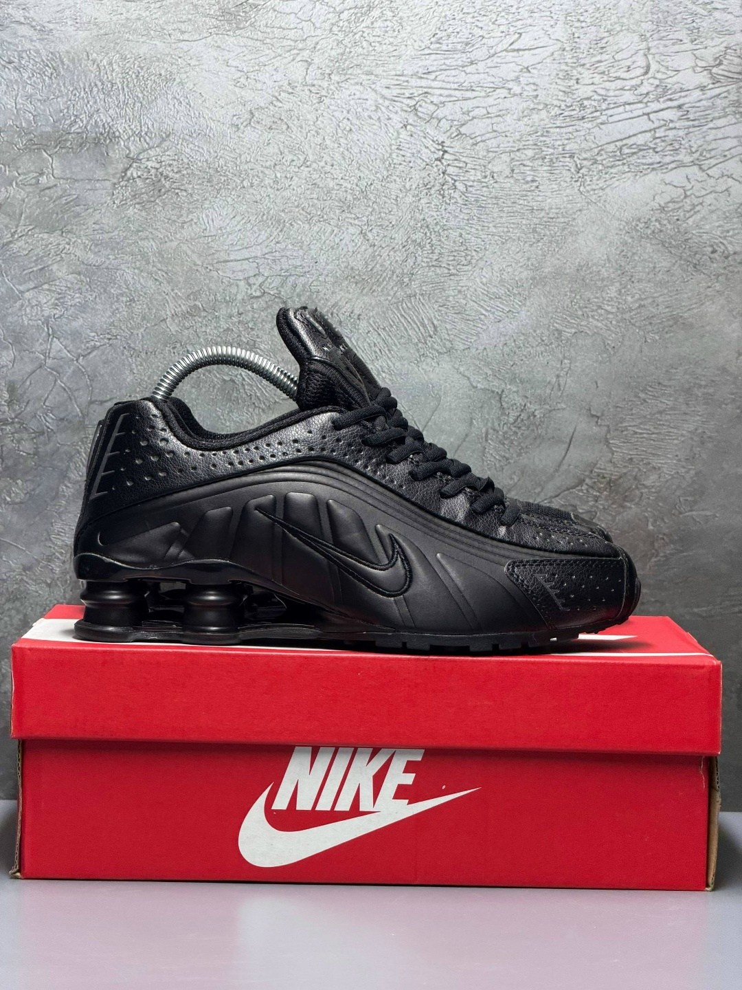 nike shox r4 triple black,кроссовки nike shox,мужские кроссовки nike,nike shox,nike shox r 4