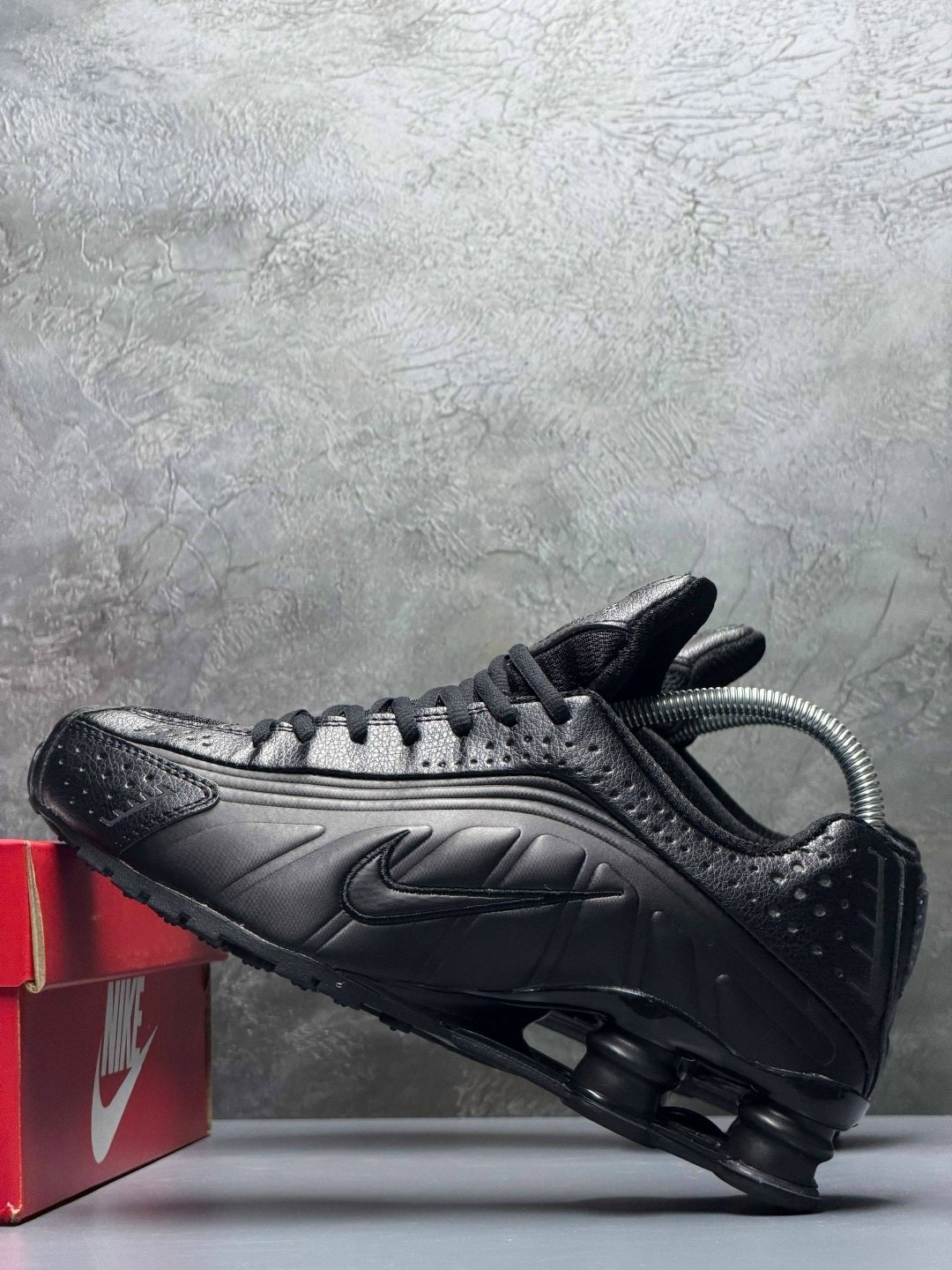 nike shox r4 triple black,кроссовки nike shox,мужские кроссовки nike,nike shox,nike shox r 4