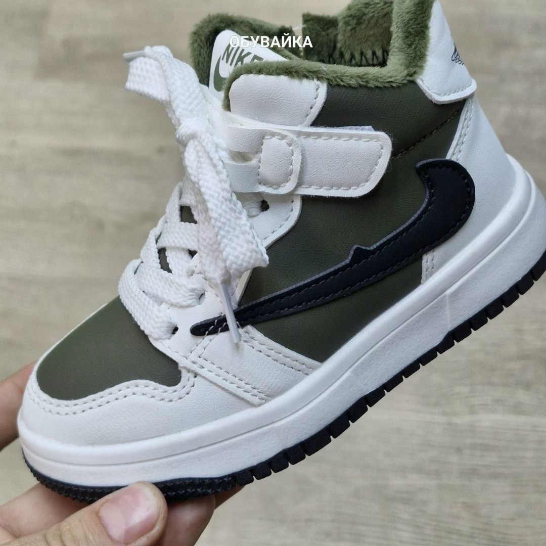 кроссовки,спортивная ,nike air jordan 1 mid,кроссовки мальчику,nike air jordan 1 mid se